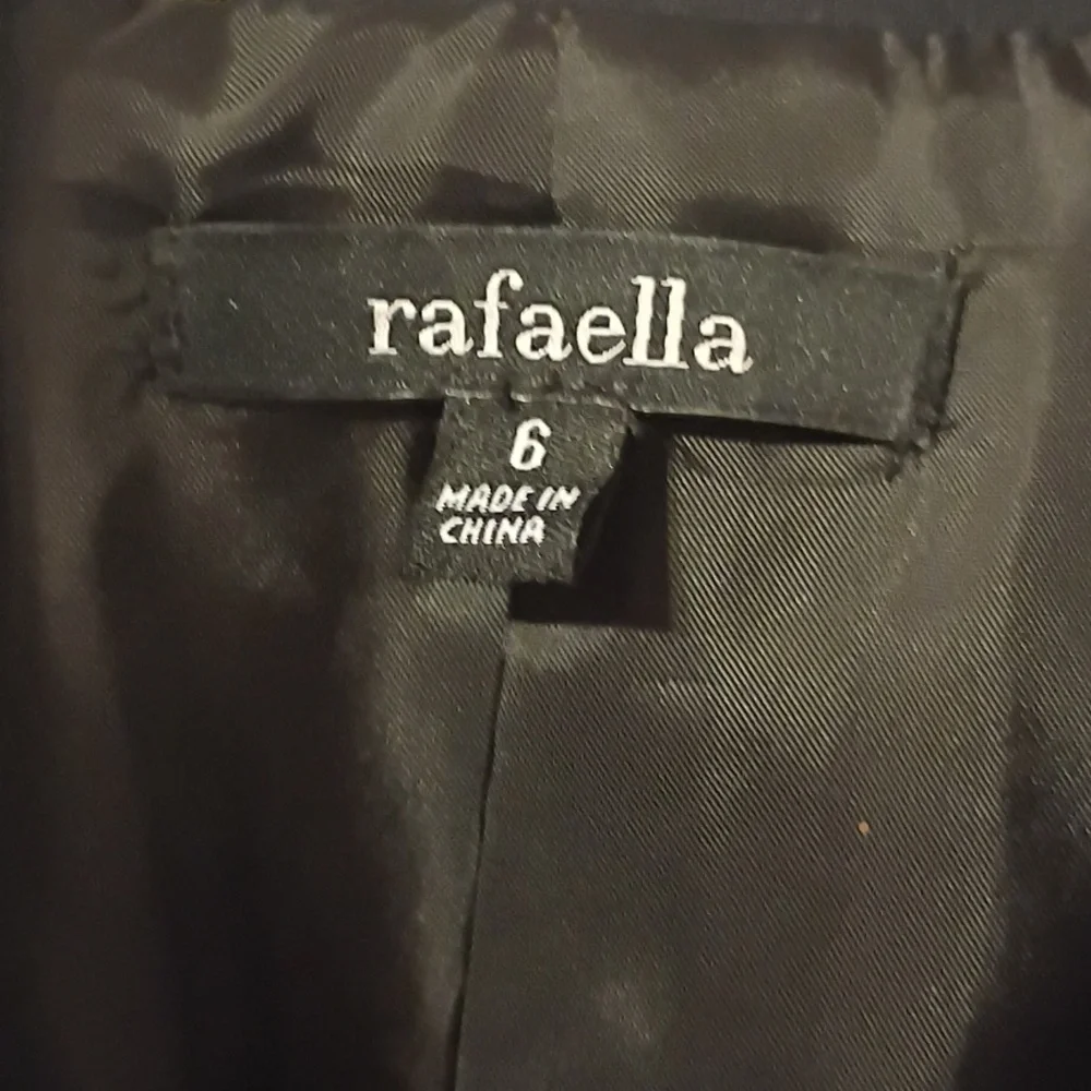 Ladies Rafaella Coat - Picture 2 of 8